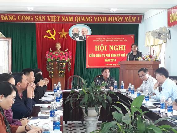 Hội nghị kiểm điểm tự phê bình và phê bình năm 2017